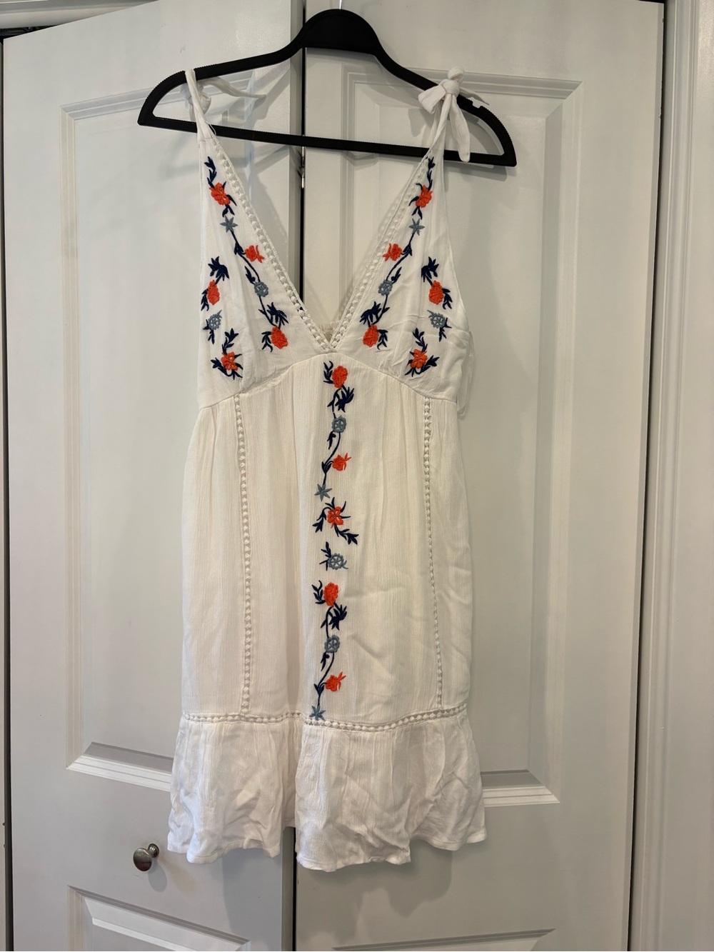 Jessica Simpson White Mini Dress with Orange & Navy Embroidery